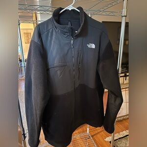 The North Face Men's Performance Jacket in Black